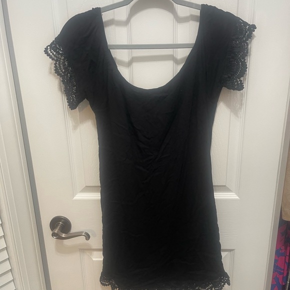 Chic Black Lace Sleeve Mini Dress - Picture 10 of 12